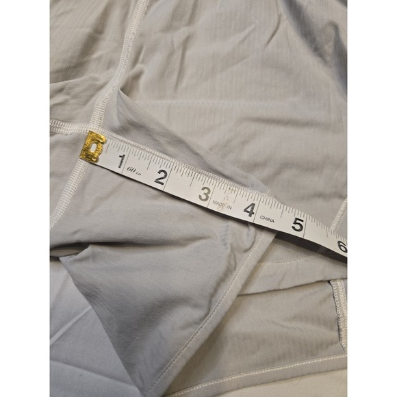 Lululemon Hotty Hot High-Rise Lined Short 4" size 4 light grey Workout Running - Picture 3 of 9